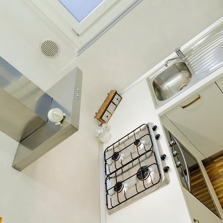 Isola Apartments Милан Экстерьер фото